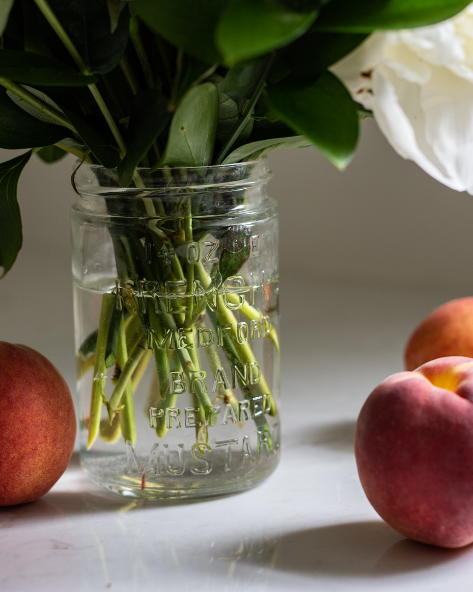 flower-stems-in-water