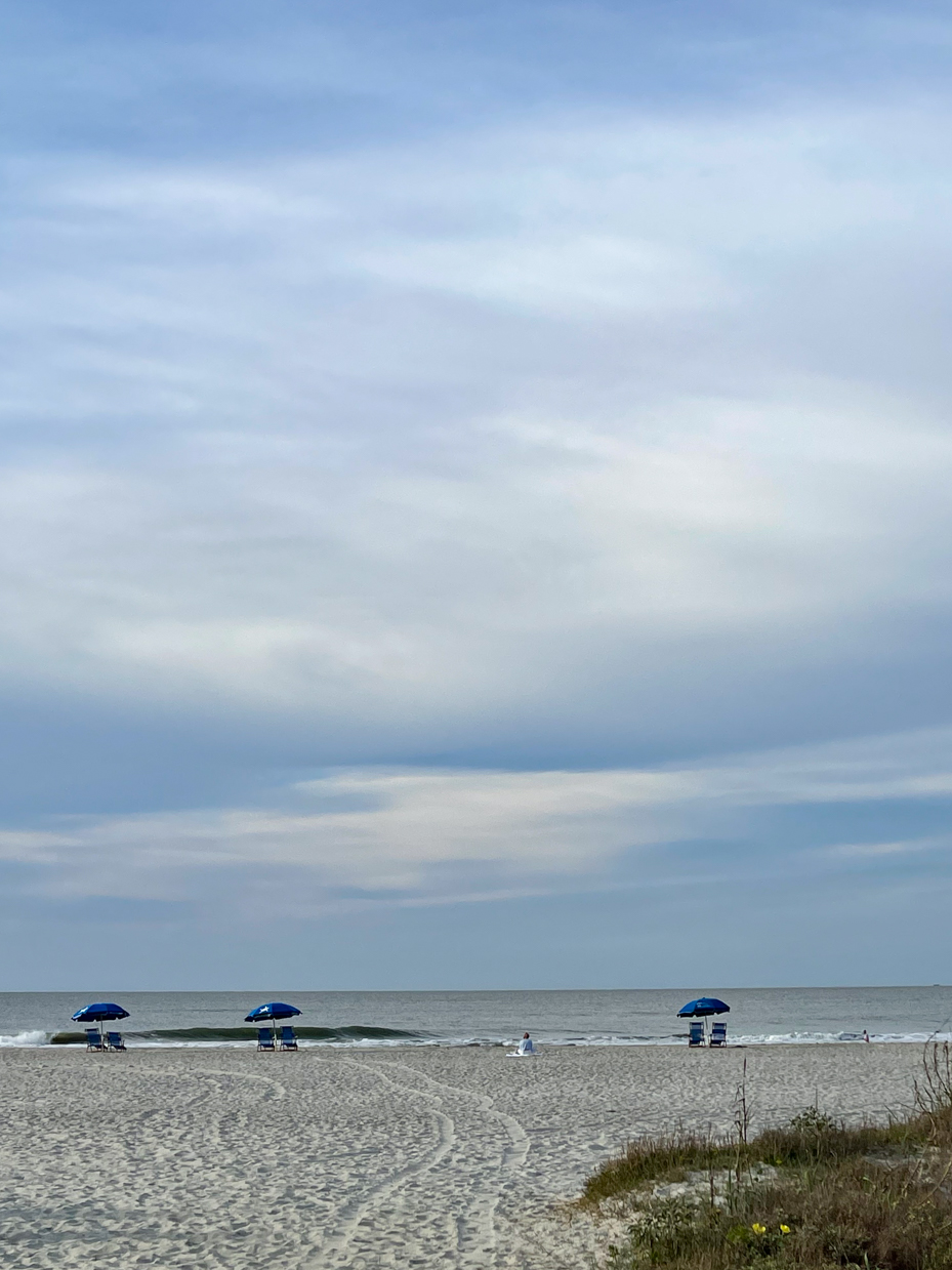 beach-goers-on-the-beach