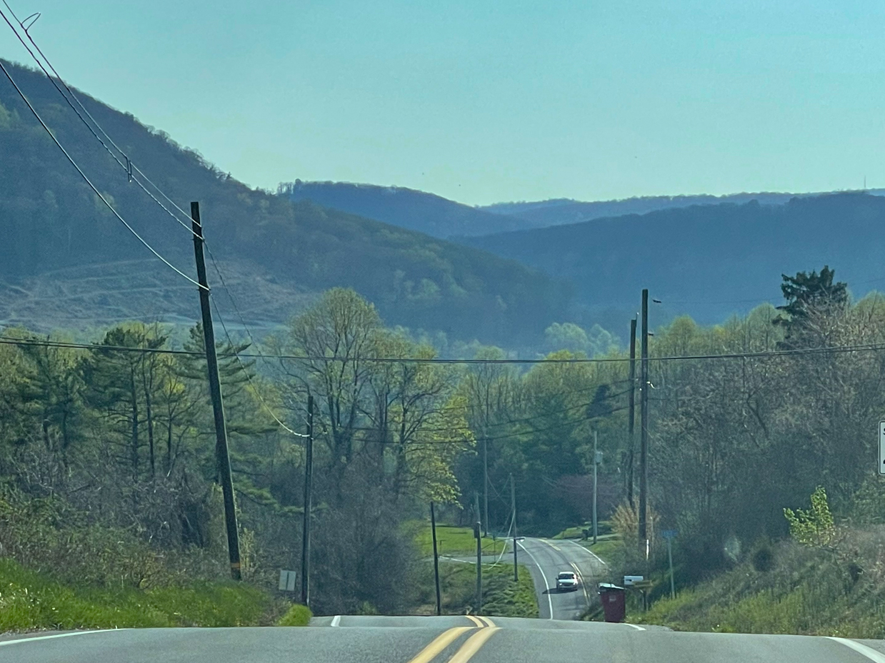 rolling-hills-with-road