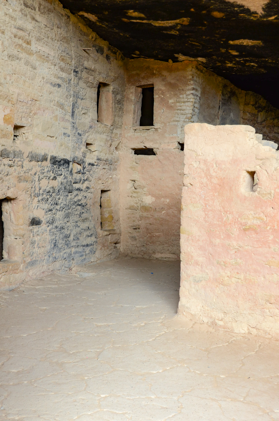 interior-of-ancient-cliff-dwelling-stone-walls-and-windows-historical-site