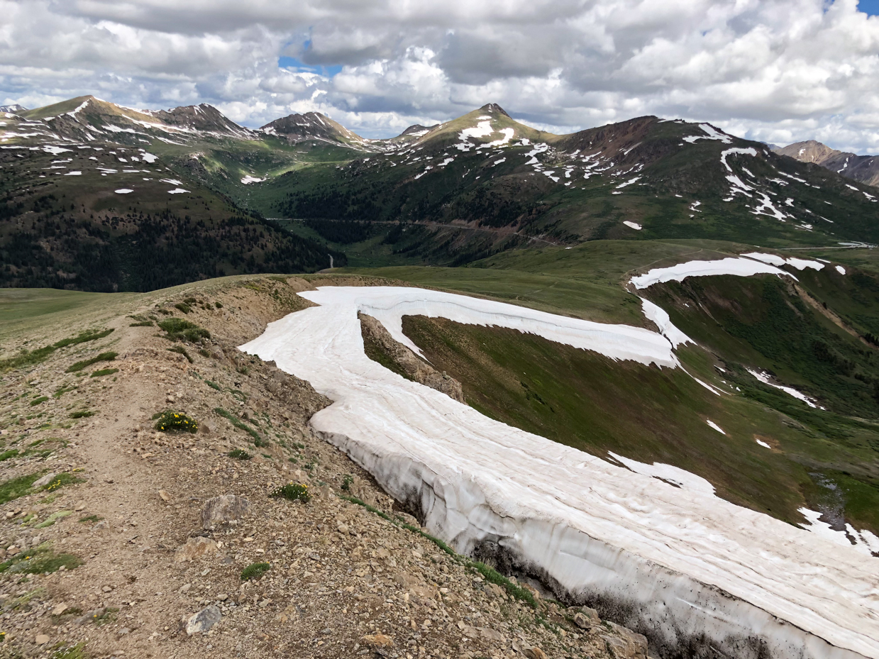 alpine-snowfield-dramatic-mountain-range-scenic-overlook-rugged-terrain-artist-reference-photo