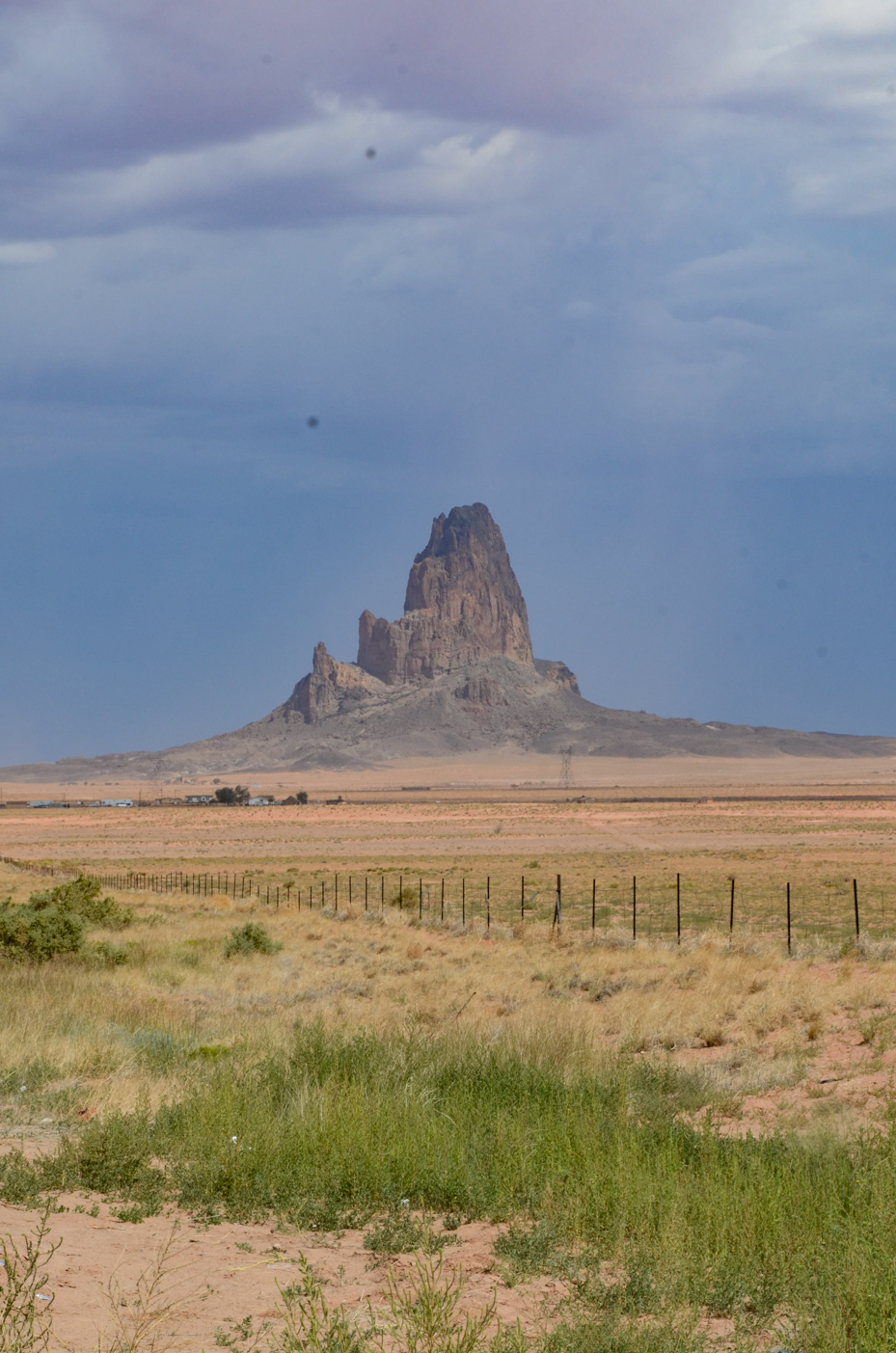 iconic-shiprock-peak-navajo-nation-landmark-in-new-mexico-desert-landscape