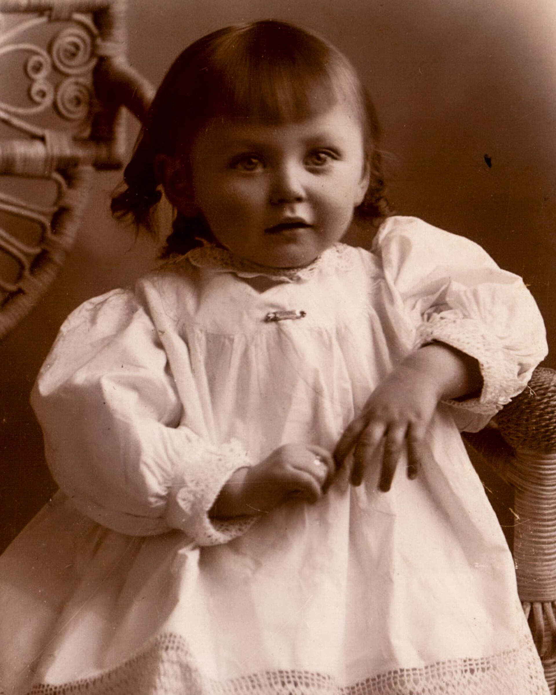 victorian-portrait-of-young-child-in-white-lace-dress-1890s-vintage-photography