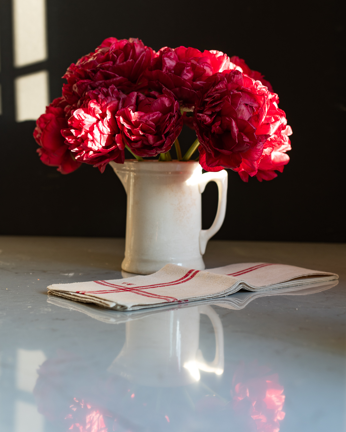 ironstone-milk-pitcher-with-red-peonies-3