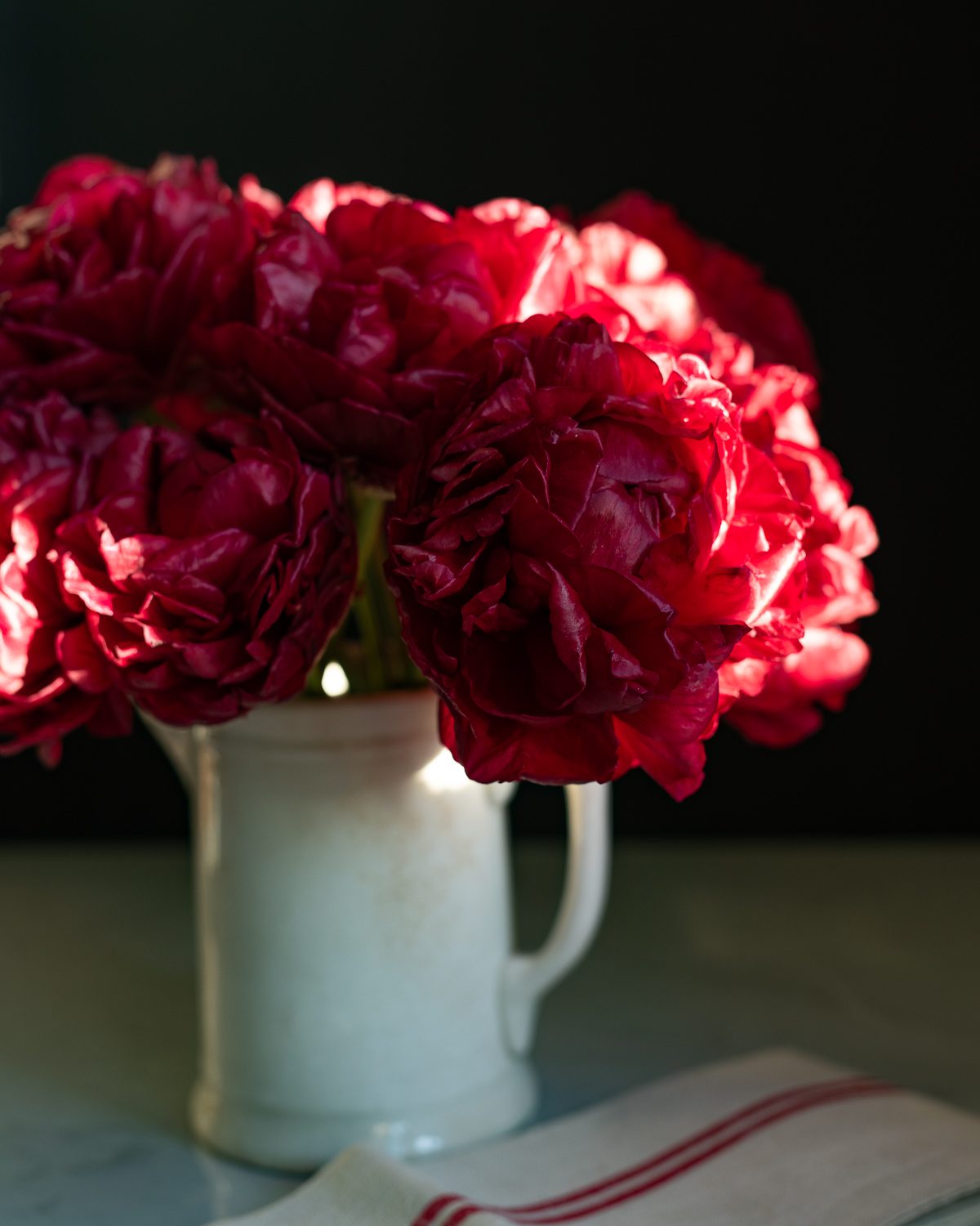 ironstone-milk-pitcher-with-red-peonies-6