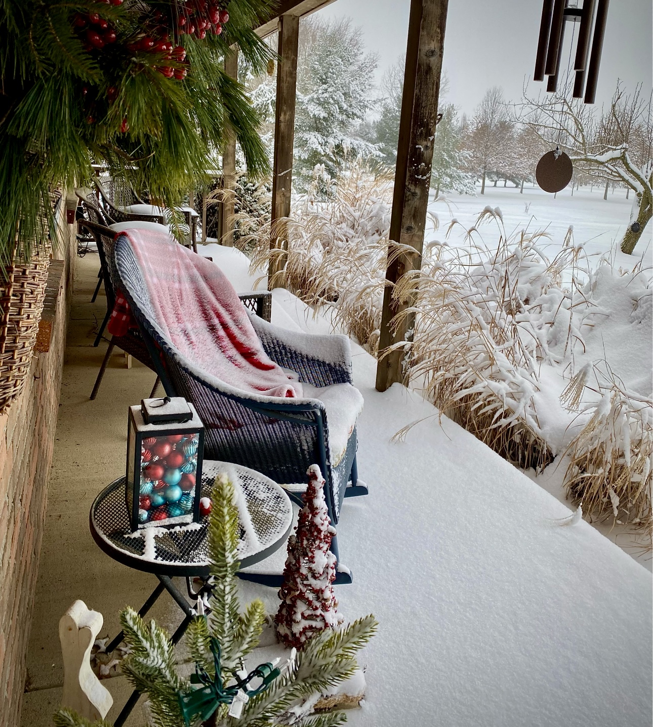 wintry-landscape-snow-christmas-decor-porch