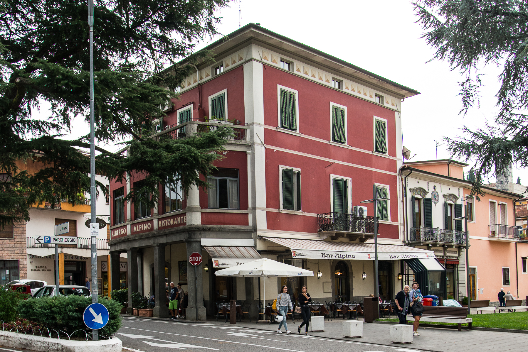 italy-tuscany-barga-town-cityscape-30