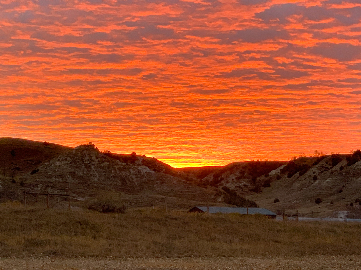 spectacular-fiery-sunset-over-badlands-ranch-western-landscape-artist-reference-photo