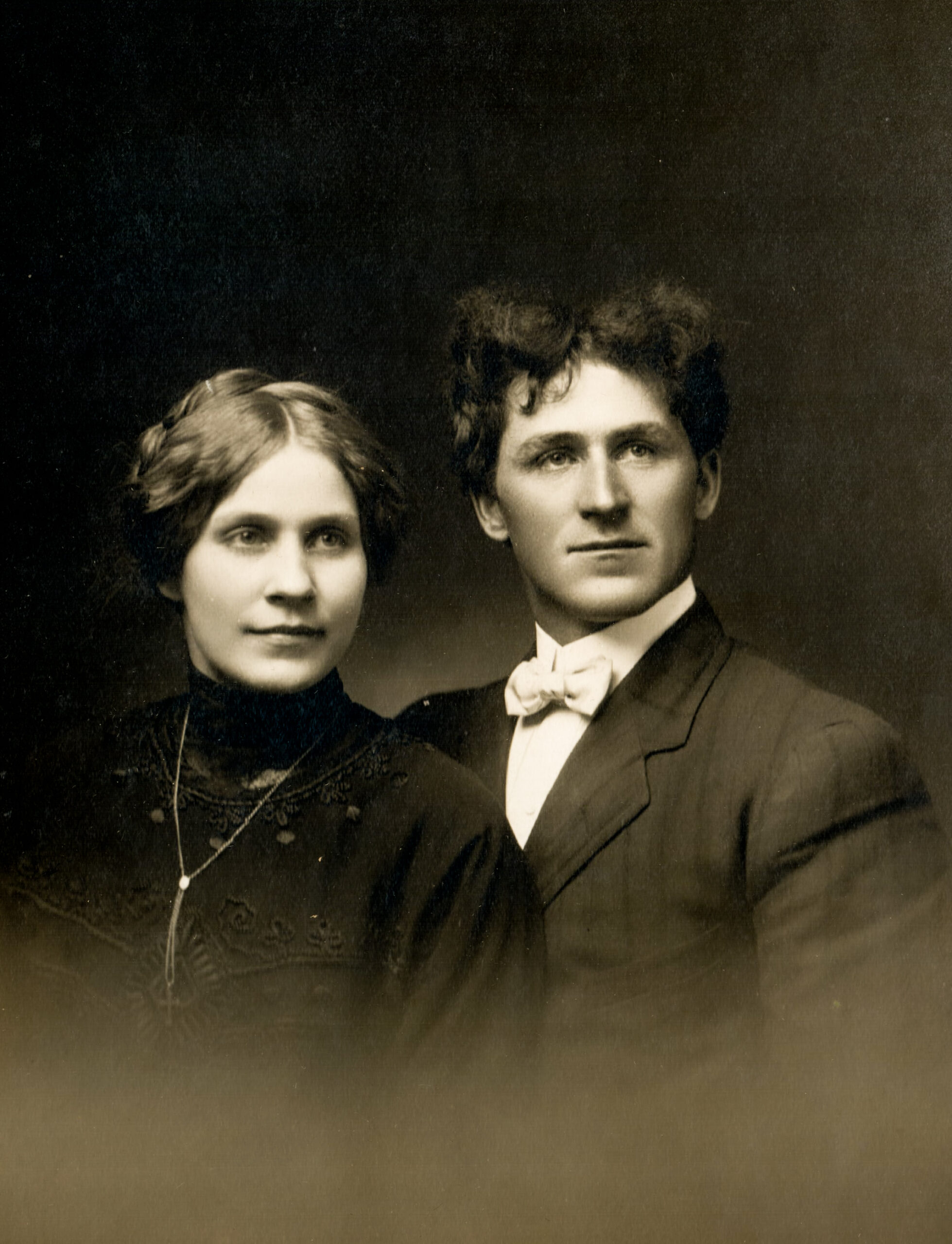 Vintage Portrait of a Couple in Formal Edwardian Attire with Elegant Poses artist reference photo