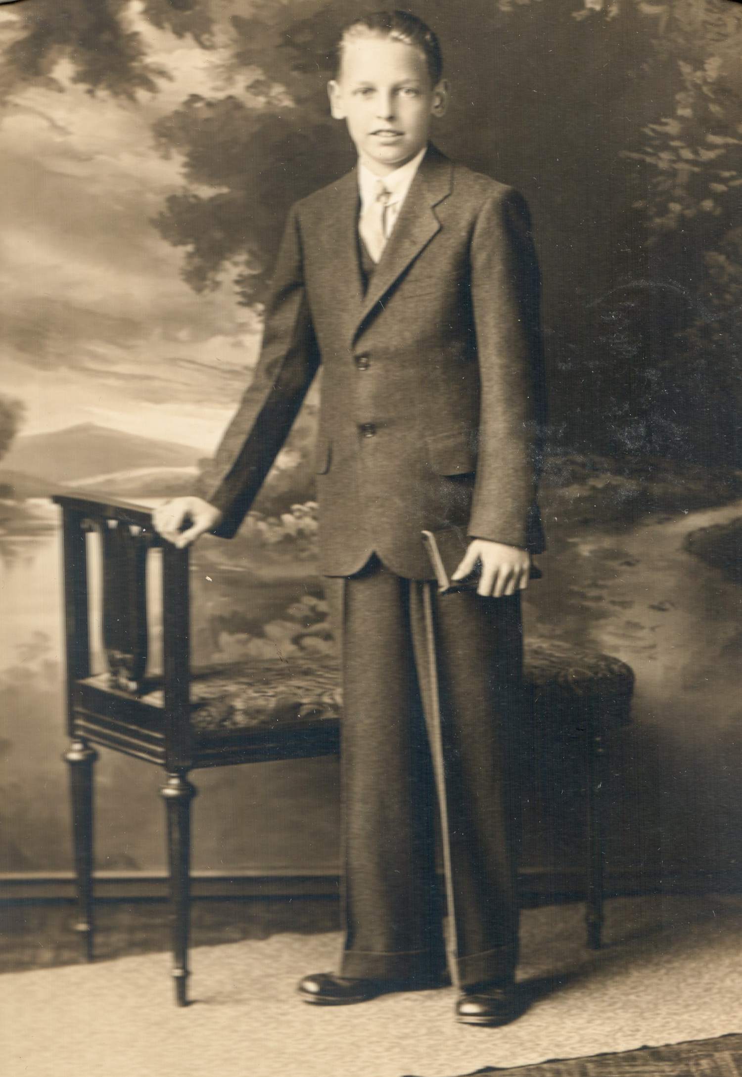Vintage Full-Length Portrait of Young Man in Suit – Early 20th Century Photography artist reference photo